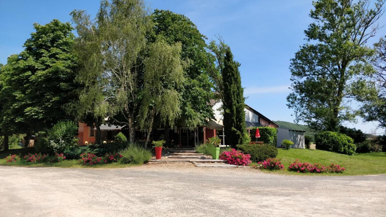 Camping Au Tour De L'Aveyron LʼHospitalet-du-Larzac Exteriör bild