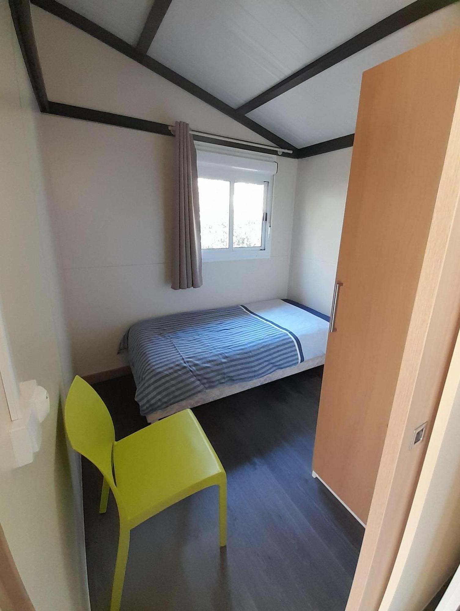 Camping Au Tour De L'Aveyron LʼHospitalet-du-Larzac Exteriör bild